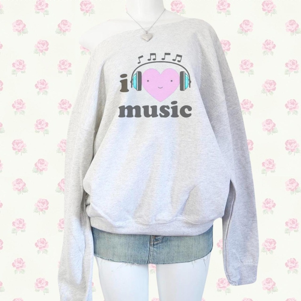Y2K I Love Music Pink Heart Graphic Sweatshirt
